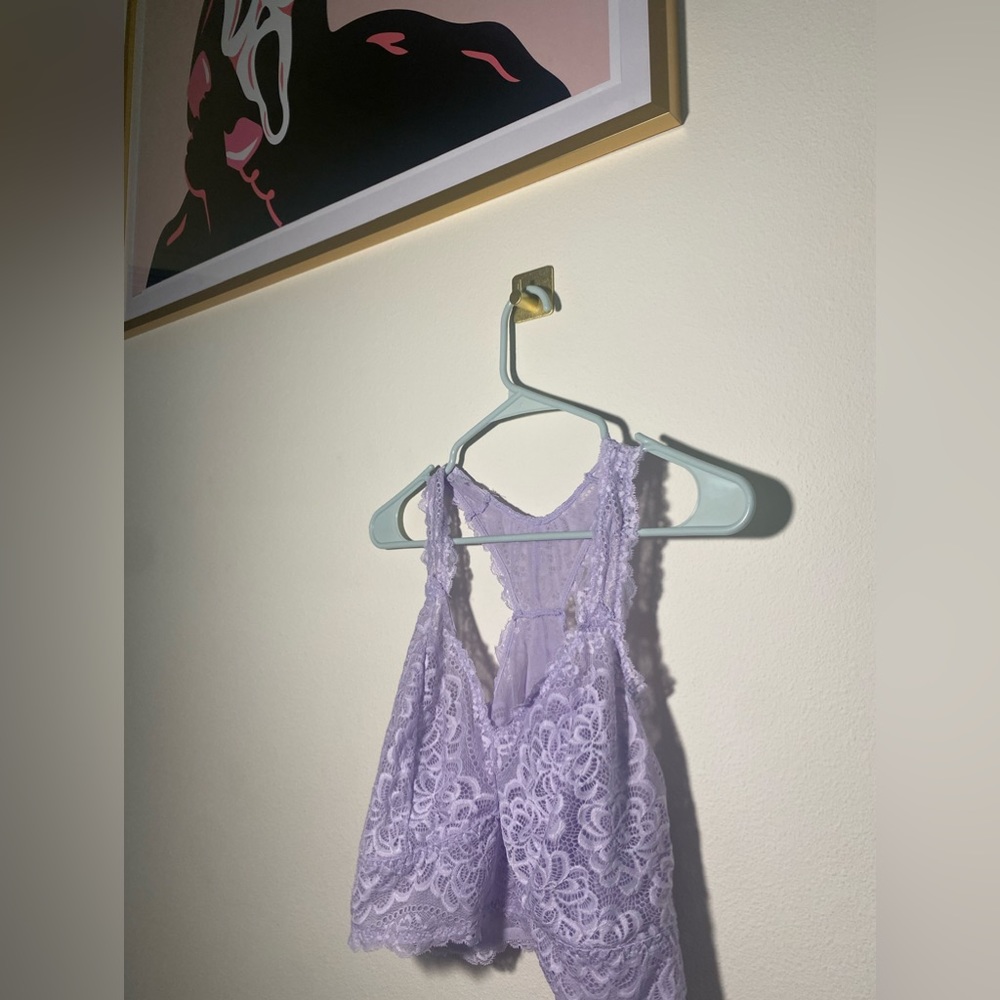 Like new lilac bralette. Size 2.
